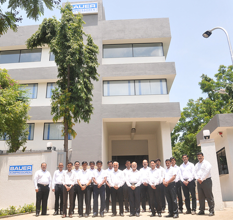 The team of the BAUER subsidiary in India