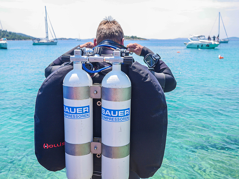 Münchener Schule taucht in Kroatien mit BAUER Luft